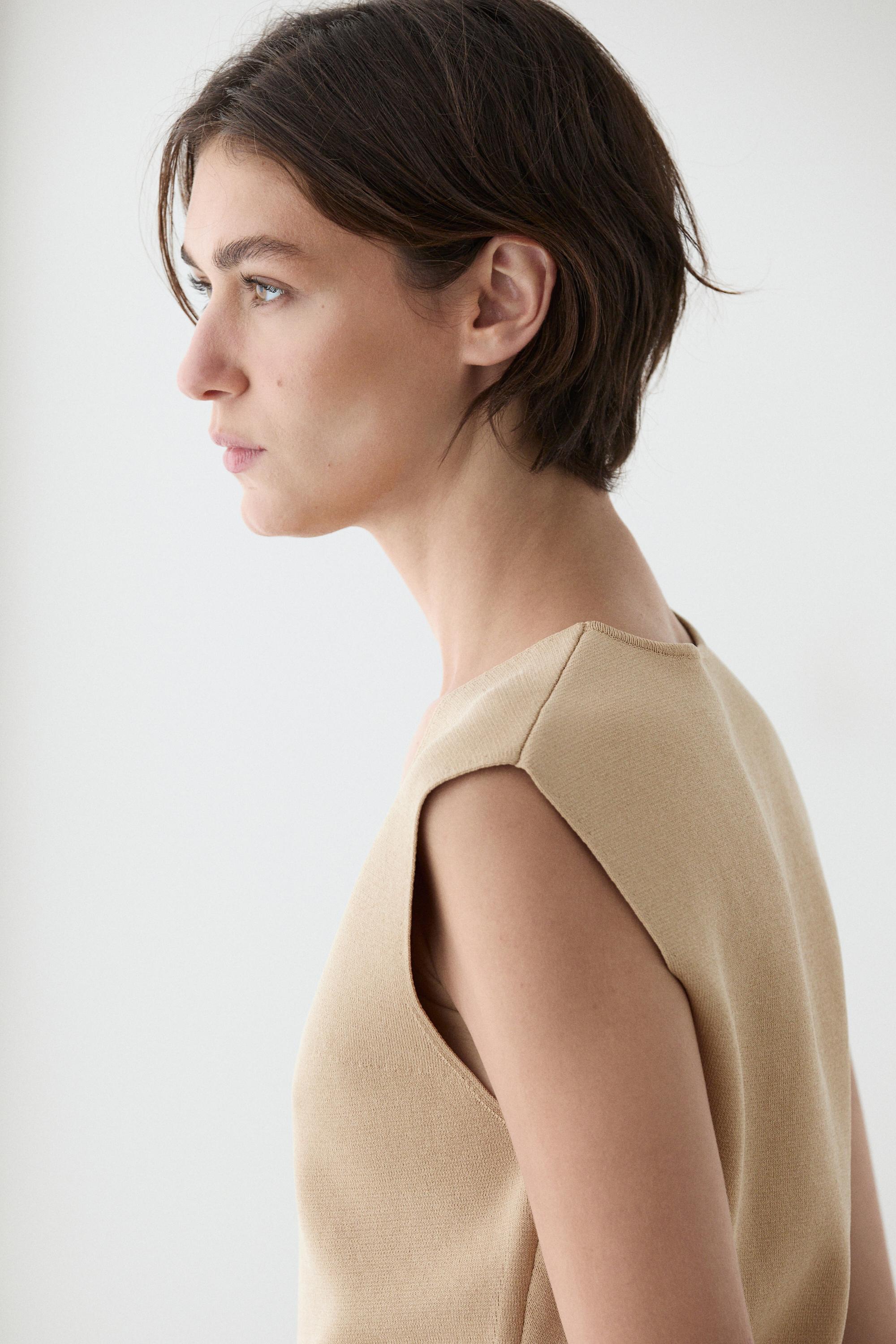 Knit waistcoat with button details