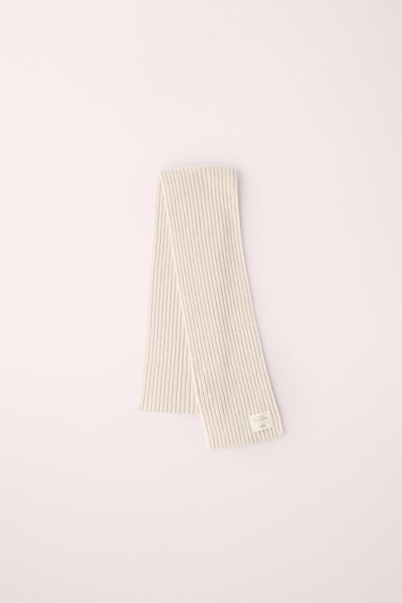 リブマフラー CREATED BY CARAMEL LONDON X zaraエクリュ0Zaraのリブマフラー CREATED BY CARAMEL LONDON X zara - エクリュ - 画像 0