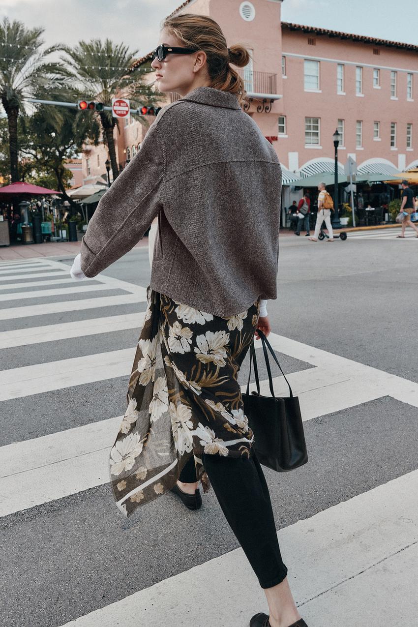 darich オフショルホルターミニワンピース ZARA　トップス　スカーフ柄　ペイズリー　上品　高見え　きれいめ 786