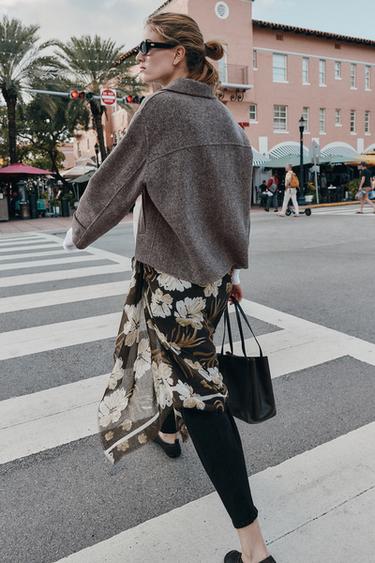 Zara FLORAL PRINT SCARF - Brown - Image 0