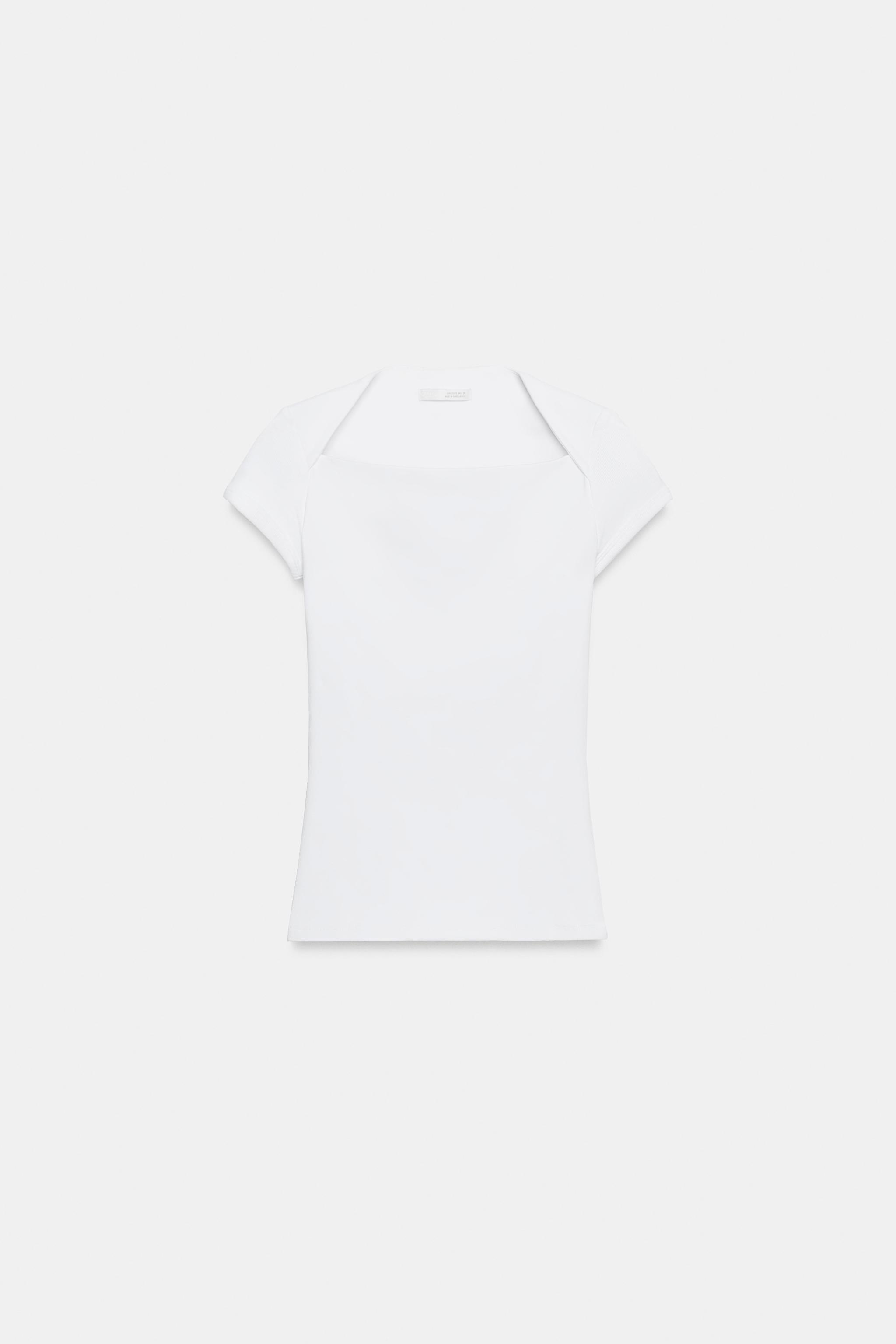 T-SHIRT À ENCOLURE CARRÉE