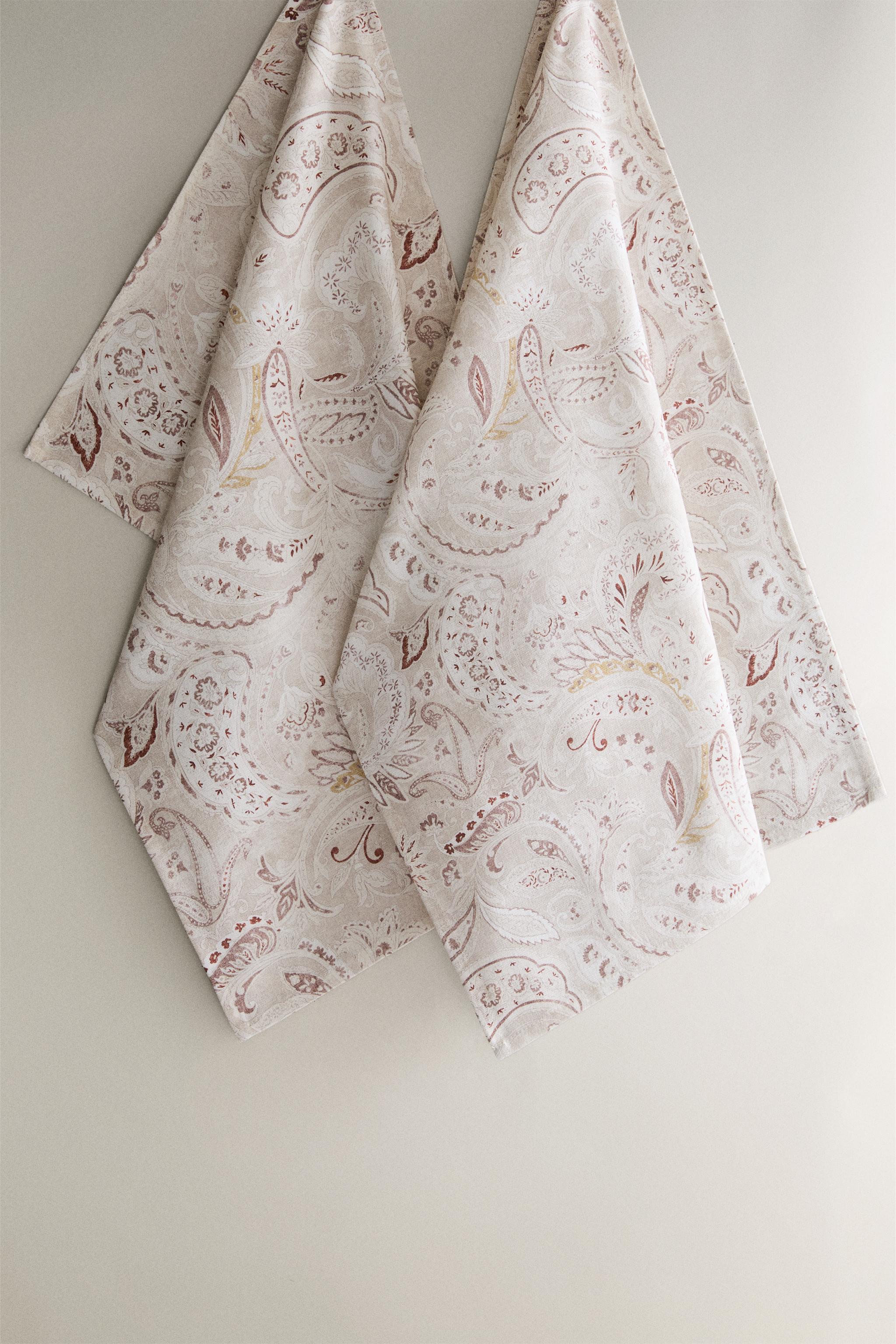 PACK OF PAISLEY PRINT TEA TOWELS (PACK OF 2) - Beige | ZARA United
