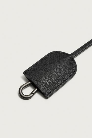 LEATHER PENDANT KEYCHAIN — Black 2