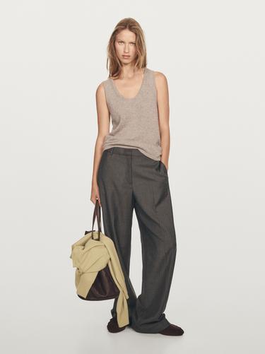Top escote redondo 100% cashmere - Visón de Zara