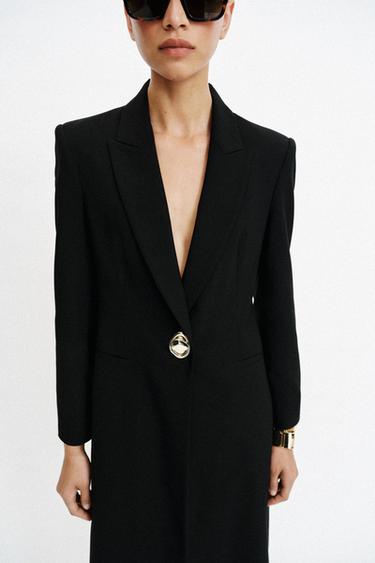 LONG BLAZER WITH GOLDEN BUTTON - Black by Zara