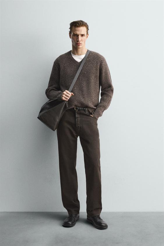 RIBBED V-NECK SWEATER LIMITED EDITION