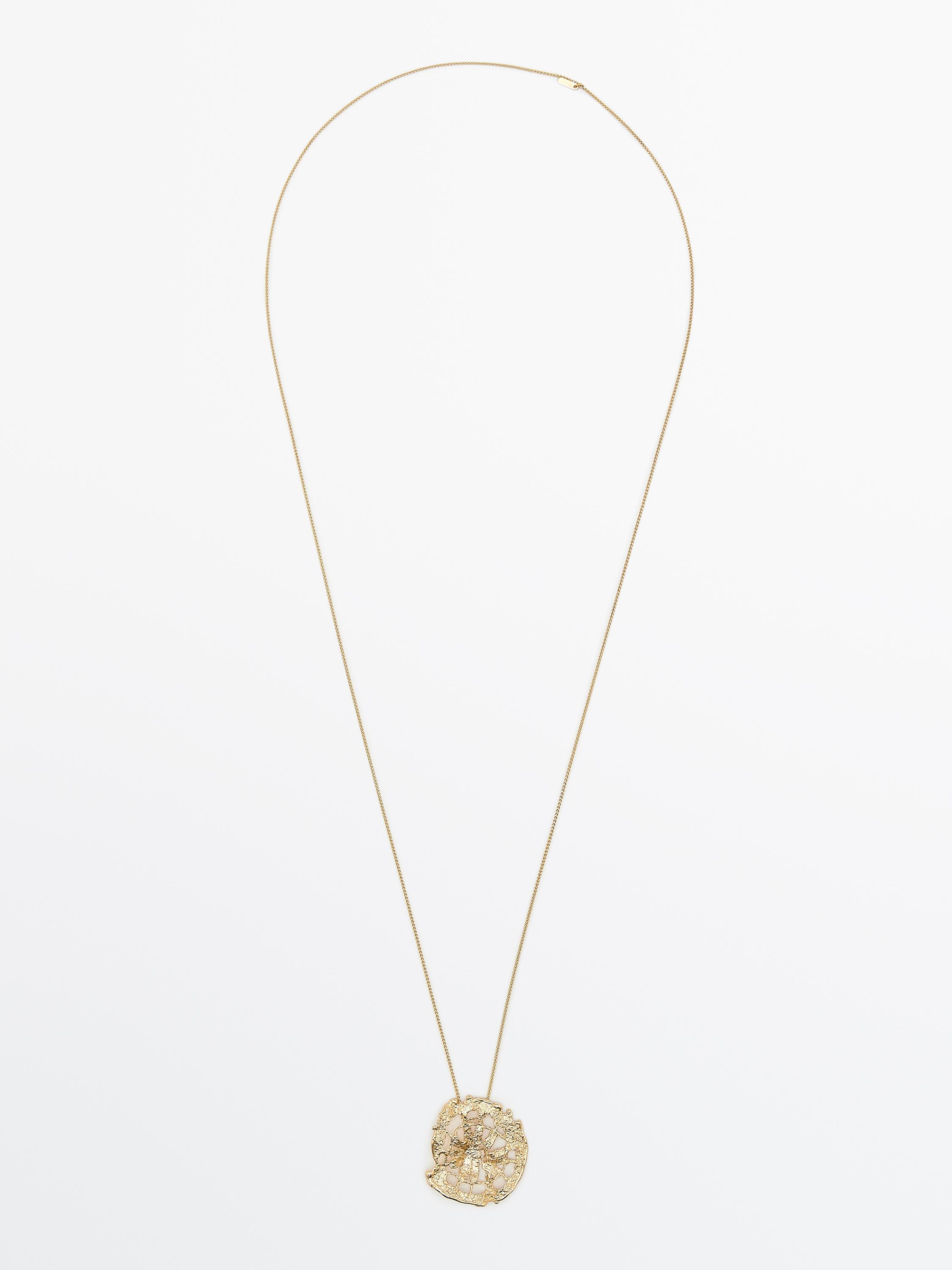 Necklace with lace piece pendant