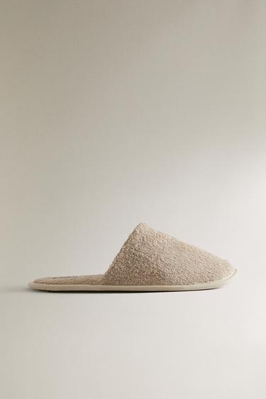 TERRY BATHROOM SLIPPERS - Beige by Zara