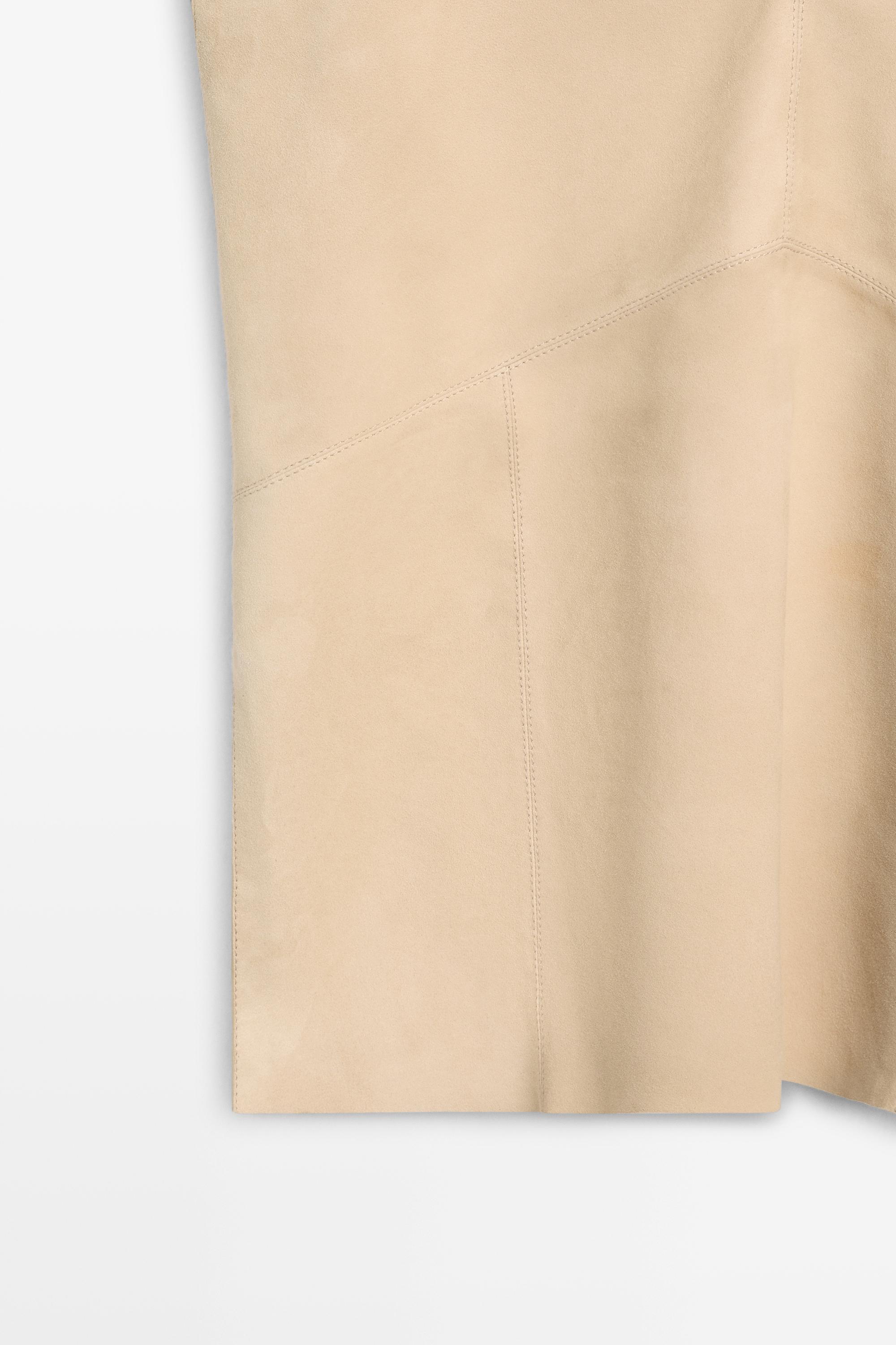 Top sans manches en cuir finition daim