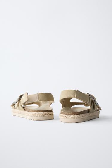 SANDALES EN CUIR À BOUCLES ET JUTE - Marron sable de Zara - Image 4