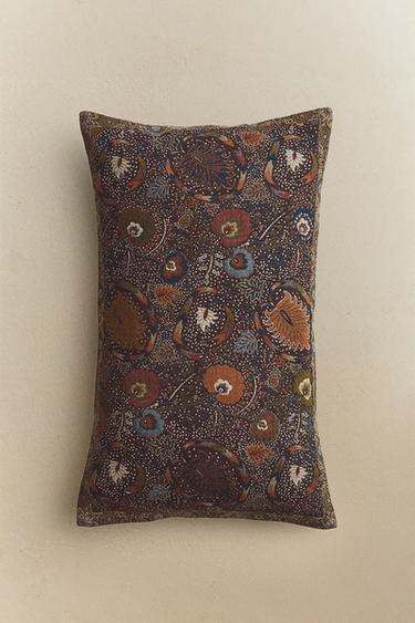 FLORAL JACQUARD CUSHION COVER - Blue by Zara