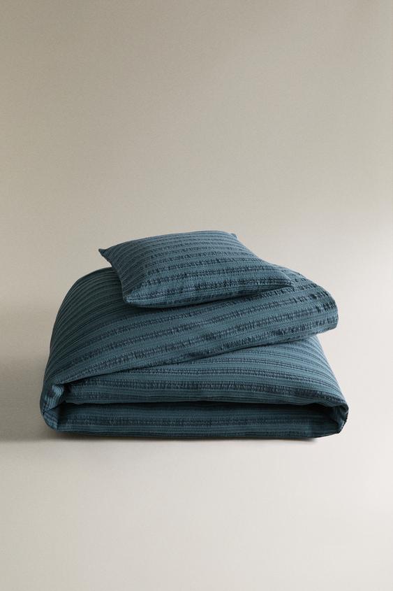 COLCHA INFANTIL LISTRADA EM RELEVO - Azul da Zara - Imagem 0