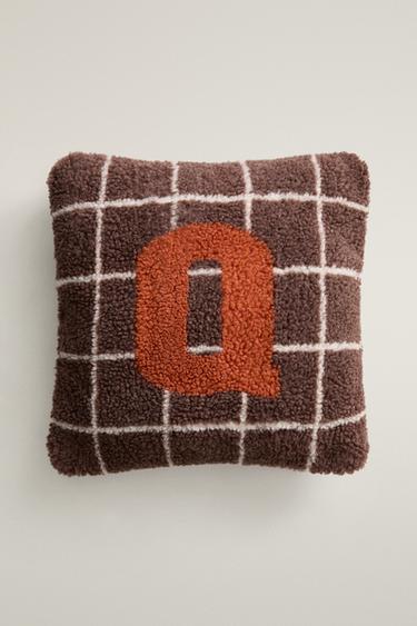 CHILDREN'S FAUX SHEARLING CUSHION WITH Q - Brown by Zara - Image 0