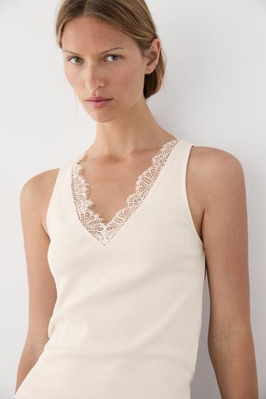 Top à col en V et dentelle - Écru de Zara