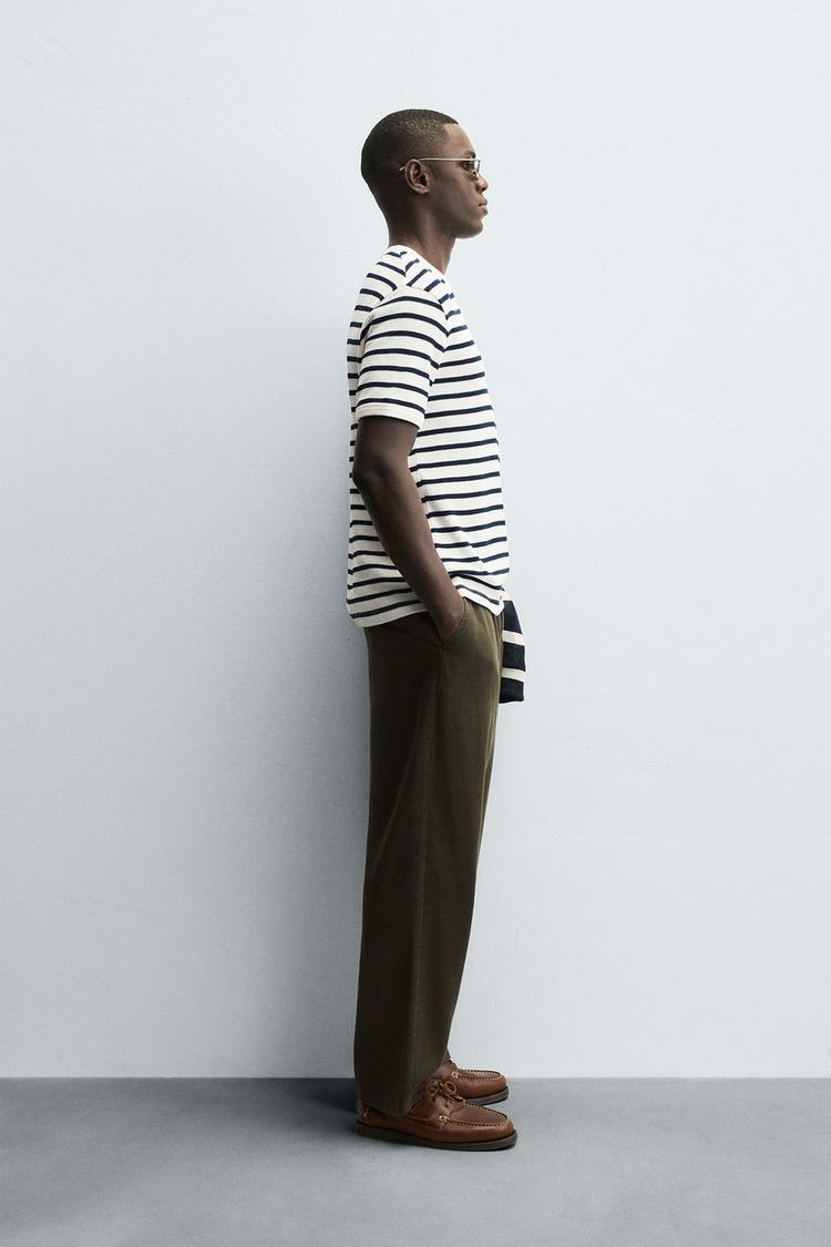 CHECK TEXTURED T-SHIRT