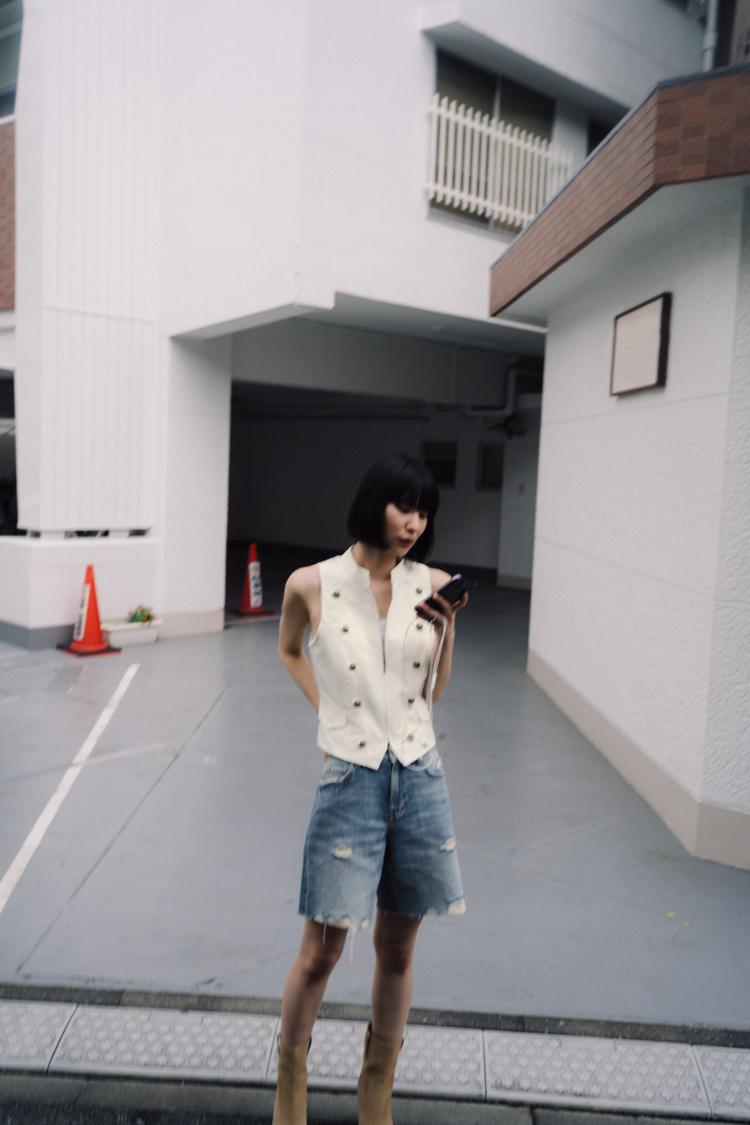 Z1975 RIPPED DENIM BERMUDA SHORTS