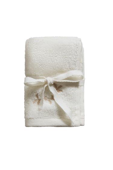 PACK OF HAND TOWELS WITH PLANT EMBROIDERY (PACK OF 3) - ذهبي الخاص بـ Zara