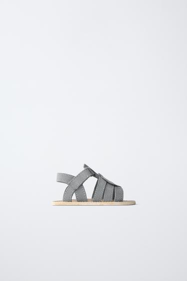 SANDALIAS DE CUERO TIPO PEZ