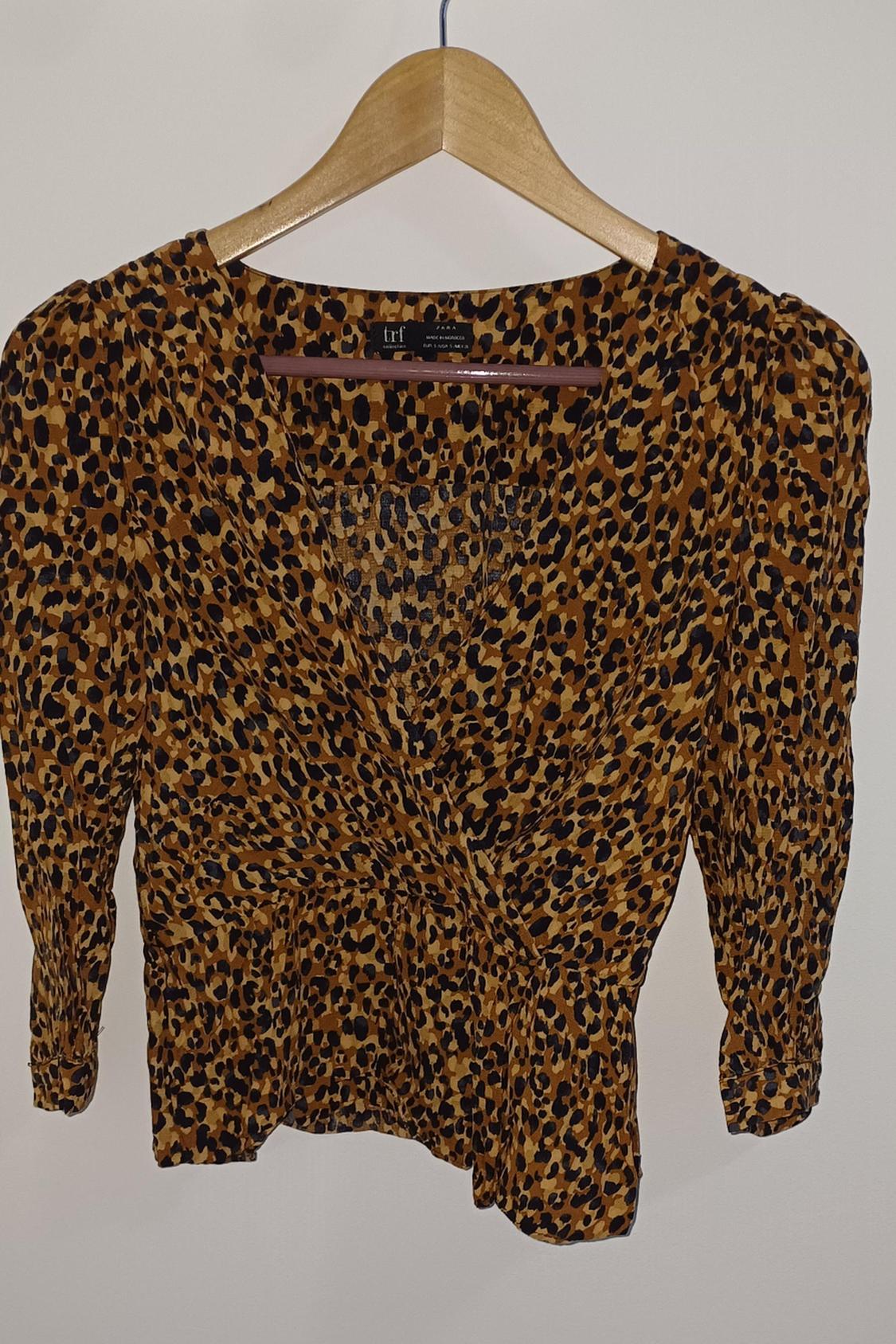 ANIMAL PRINT WRAP TOP
