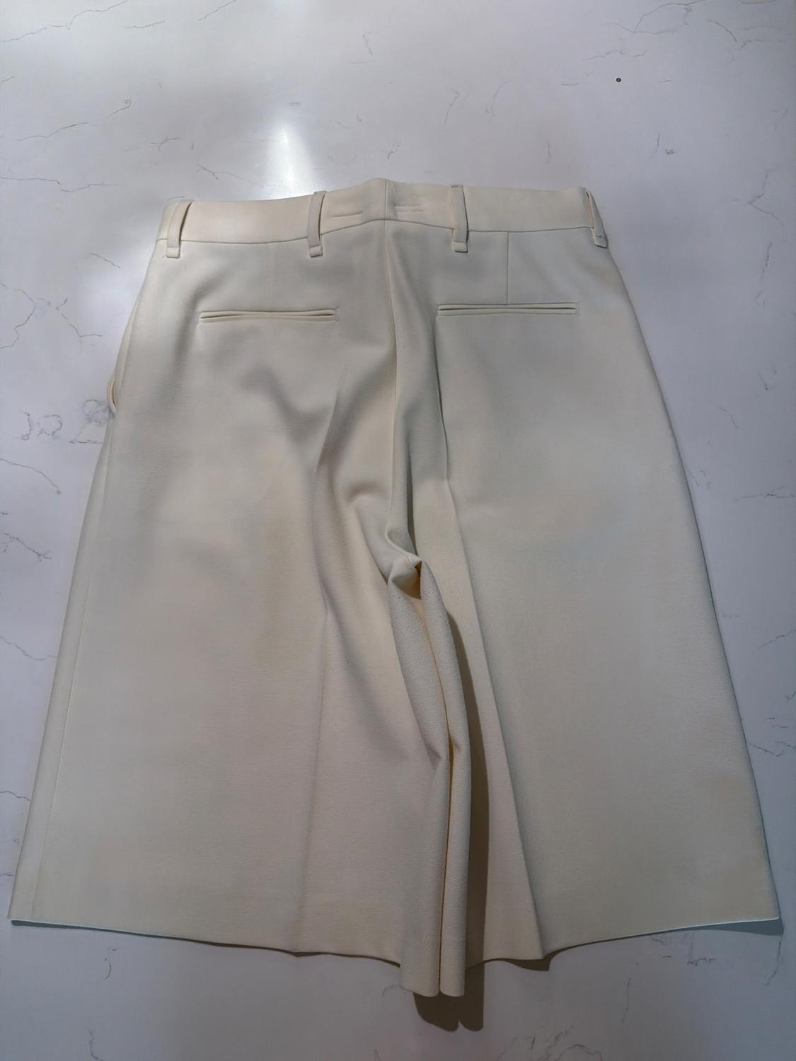 LONG PLEATED SHORTS - Image 10