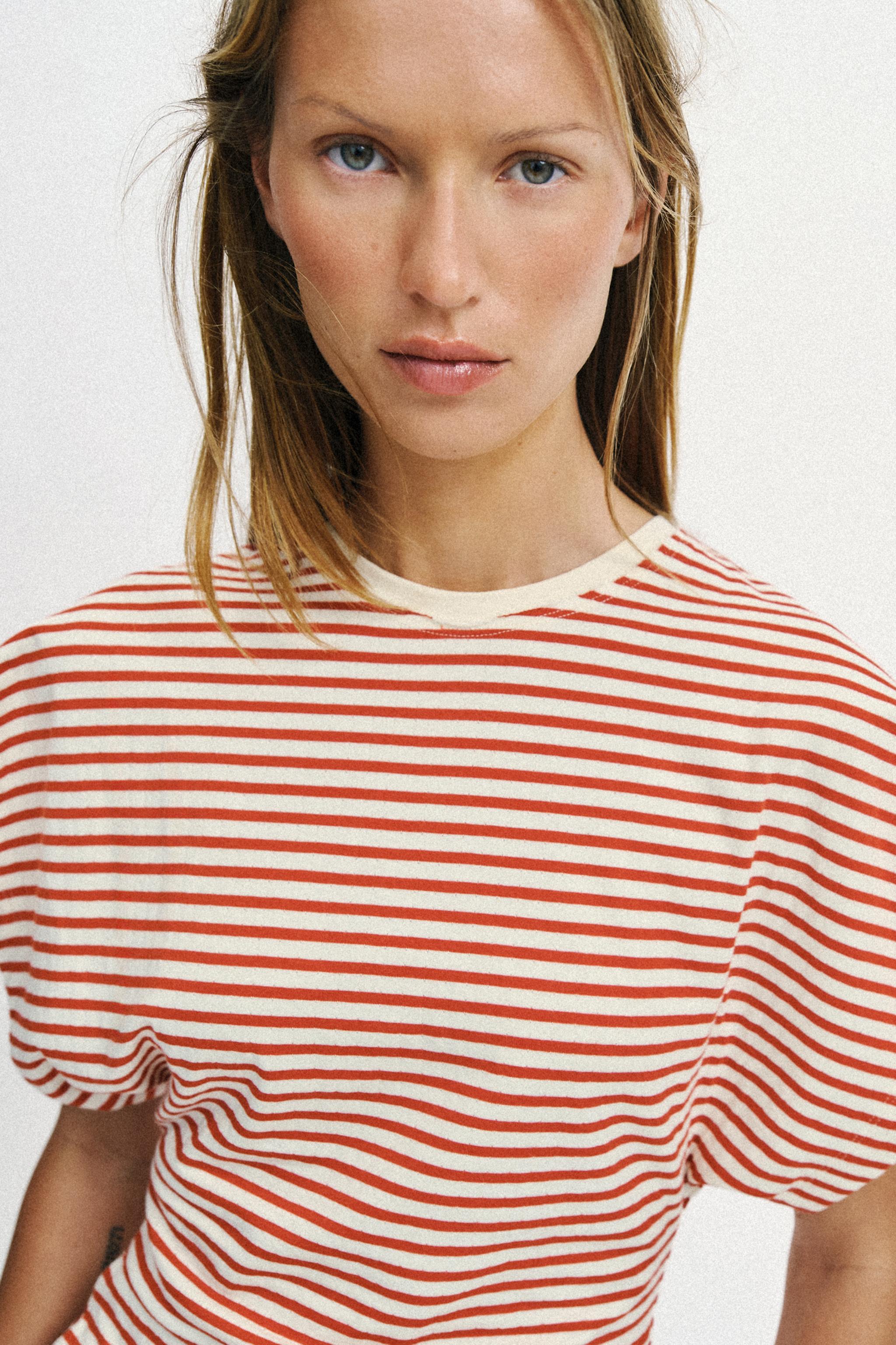 SLIM FIT STRIPED T-SHIRT