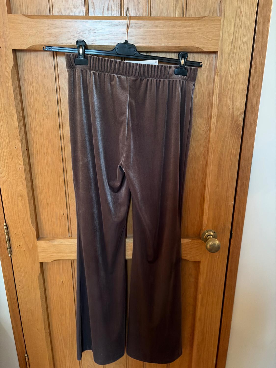 VELVET FLARE TROUSERS - Image 2