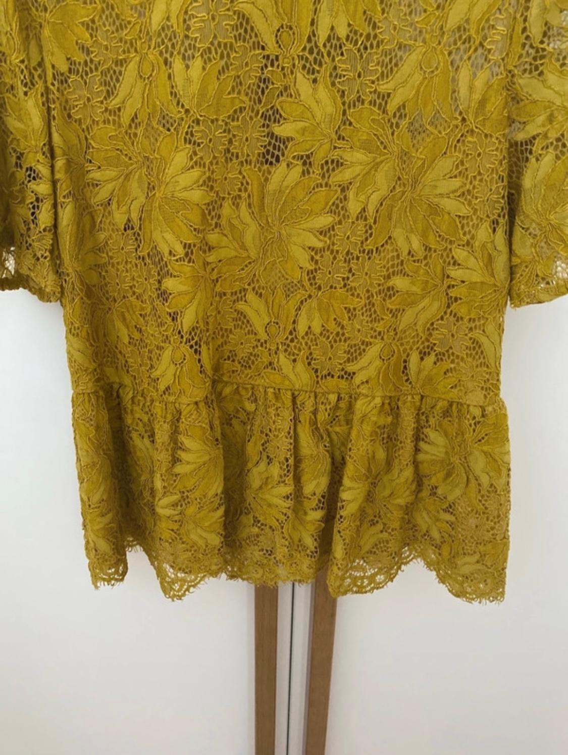 LACE PEPLUM TOP - Image 3
