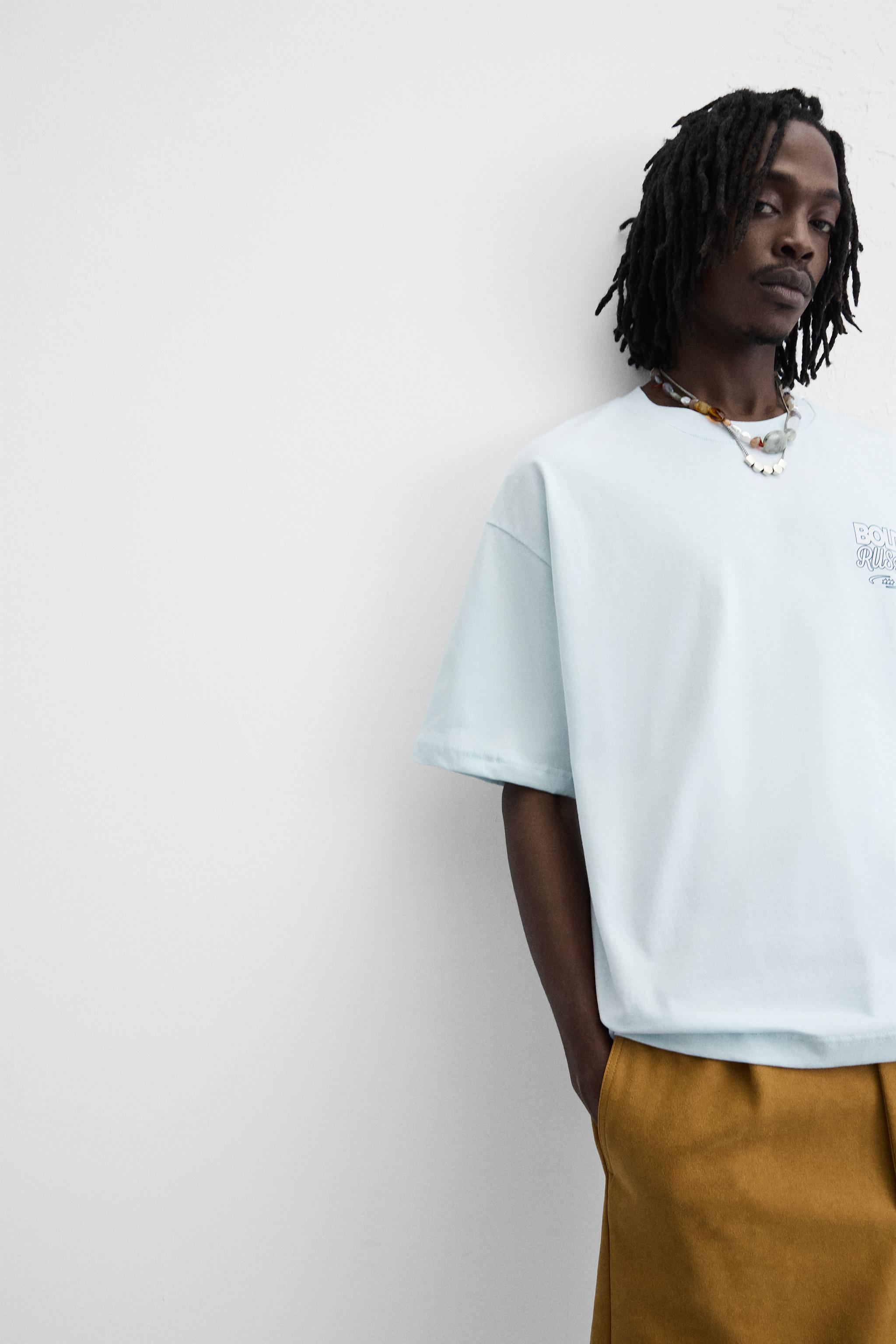 【ZARA】テキストプリント入りＴシャツ グリーン | 4374/407/500 TEXT PRINT T-SHIRT - Green | ZARA United States