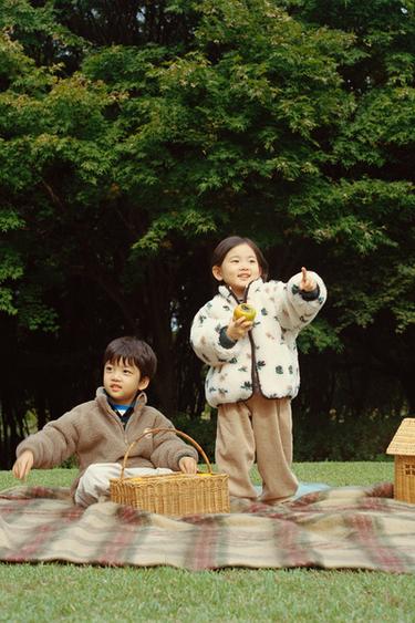 FAUX SHEARLING FLOWER JACKET - Ecru by Zara