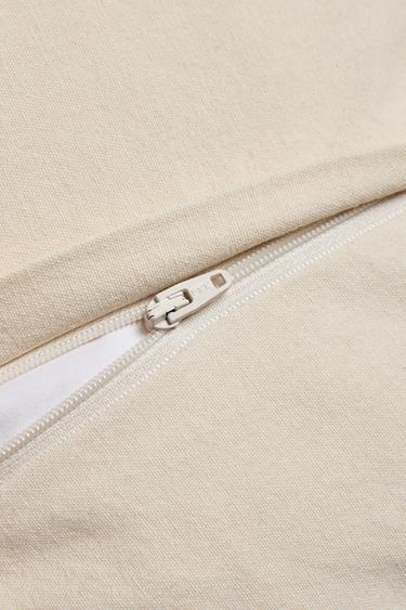 WOOL BLEND CHRISTMAS CUSHION COVER WITH SKIING DOG - Ecru by Zara - Image 3