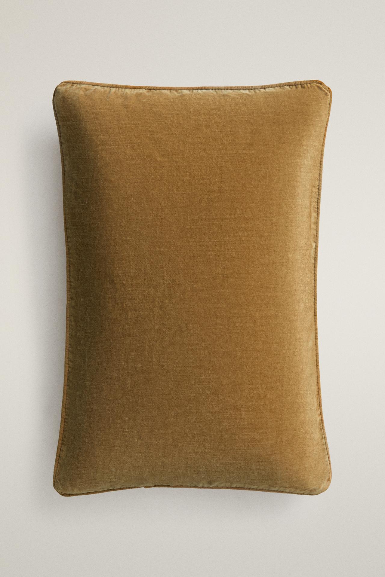 VELVET THROW PILLOW COVER — Oil