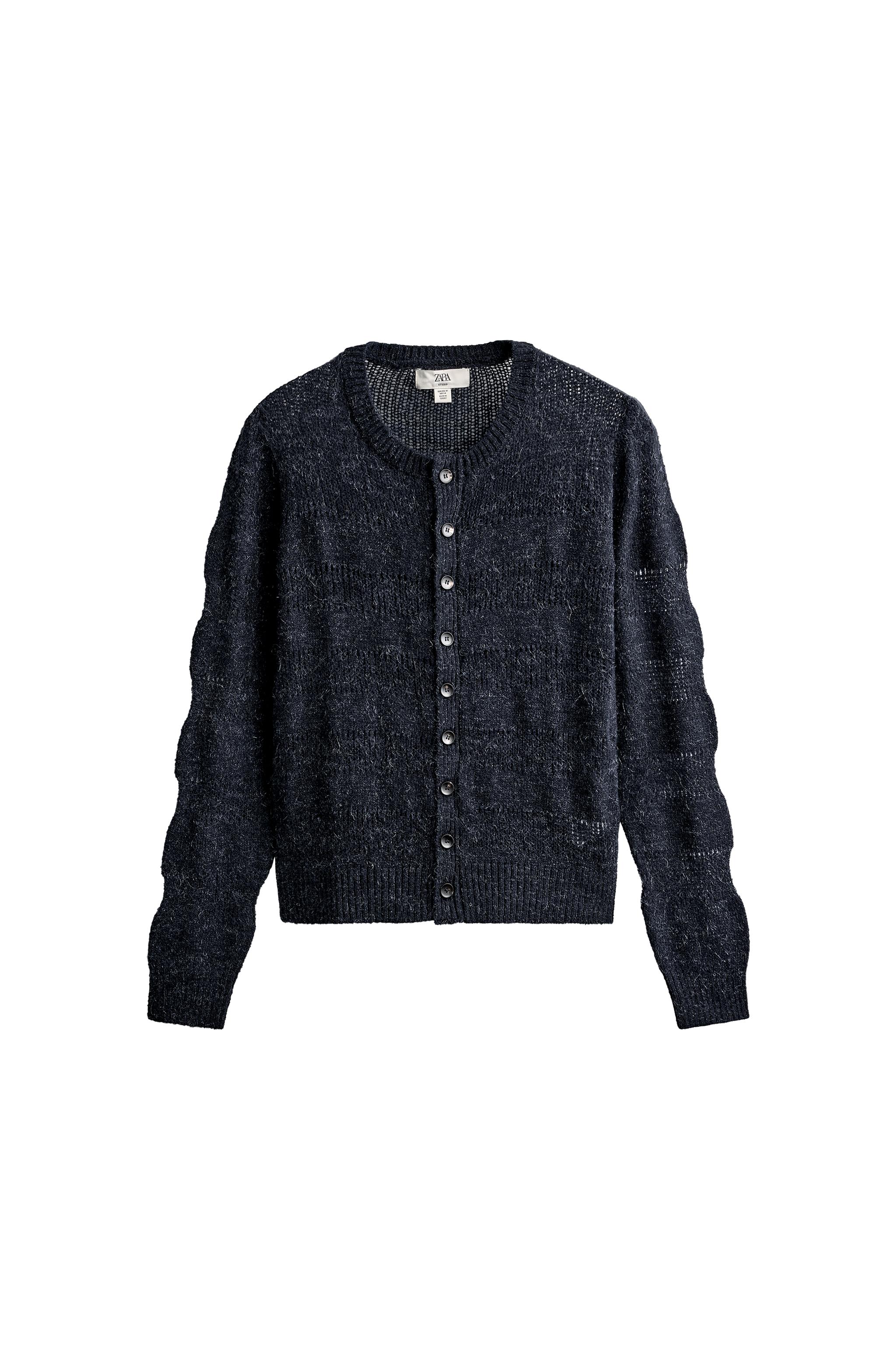 CÁRDIGAN CROPPED FIT CALADOS