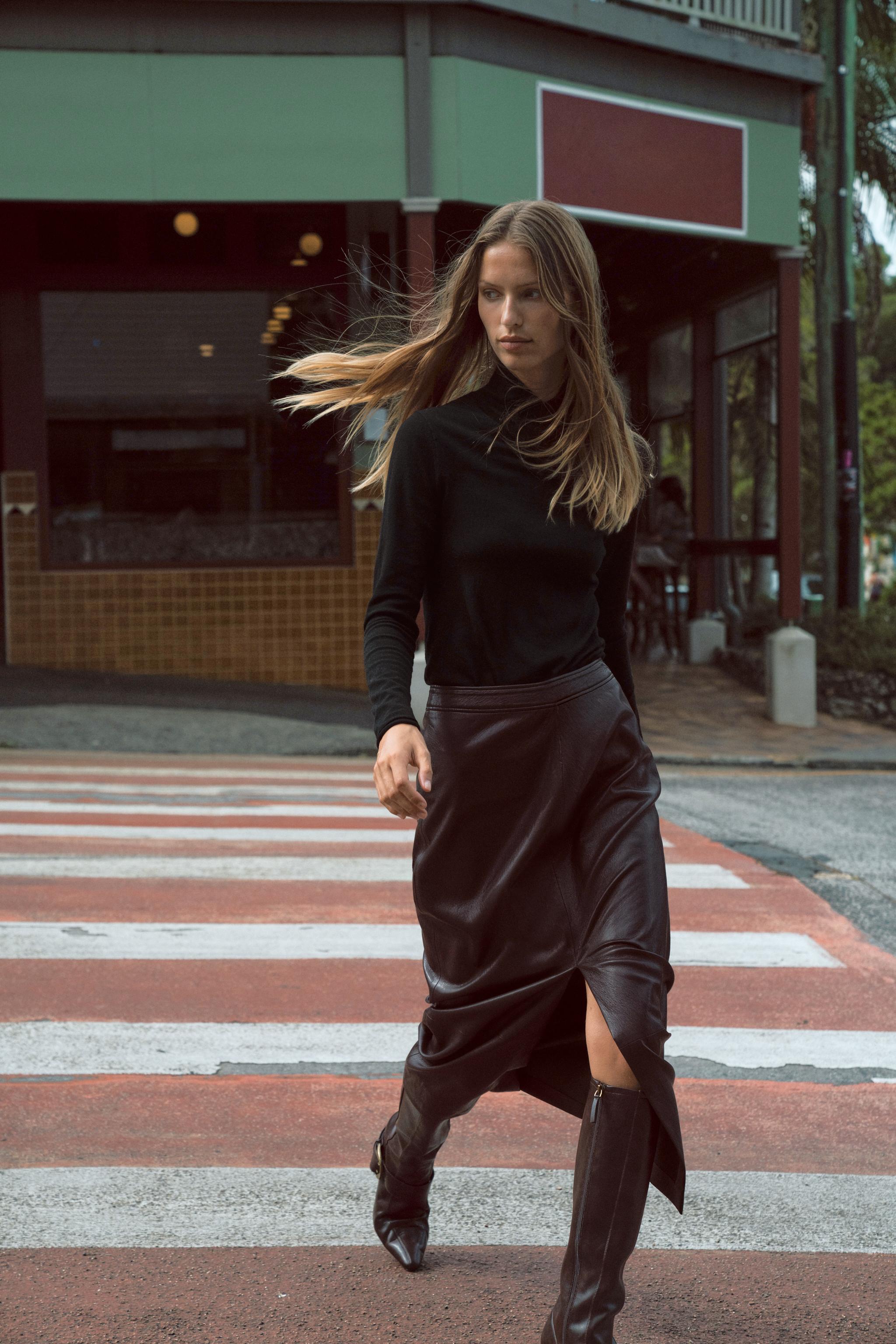 FAUX LEATHER MIDI SKIRT