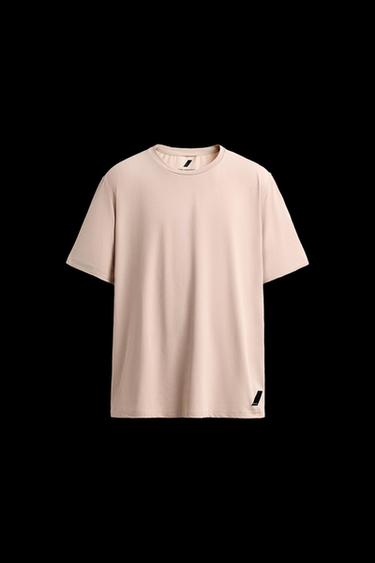 CAMISETA TÉCNICA BÁSICA - Rosa palo de Zara