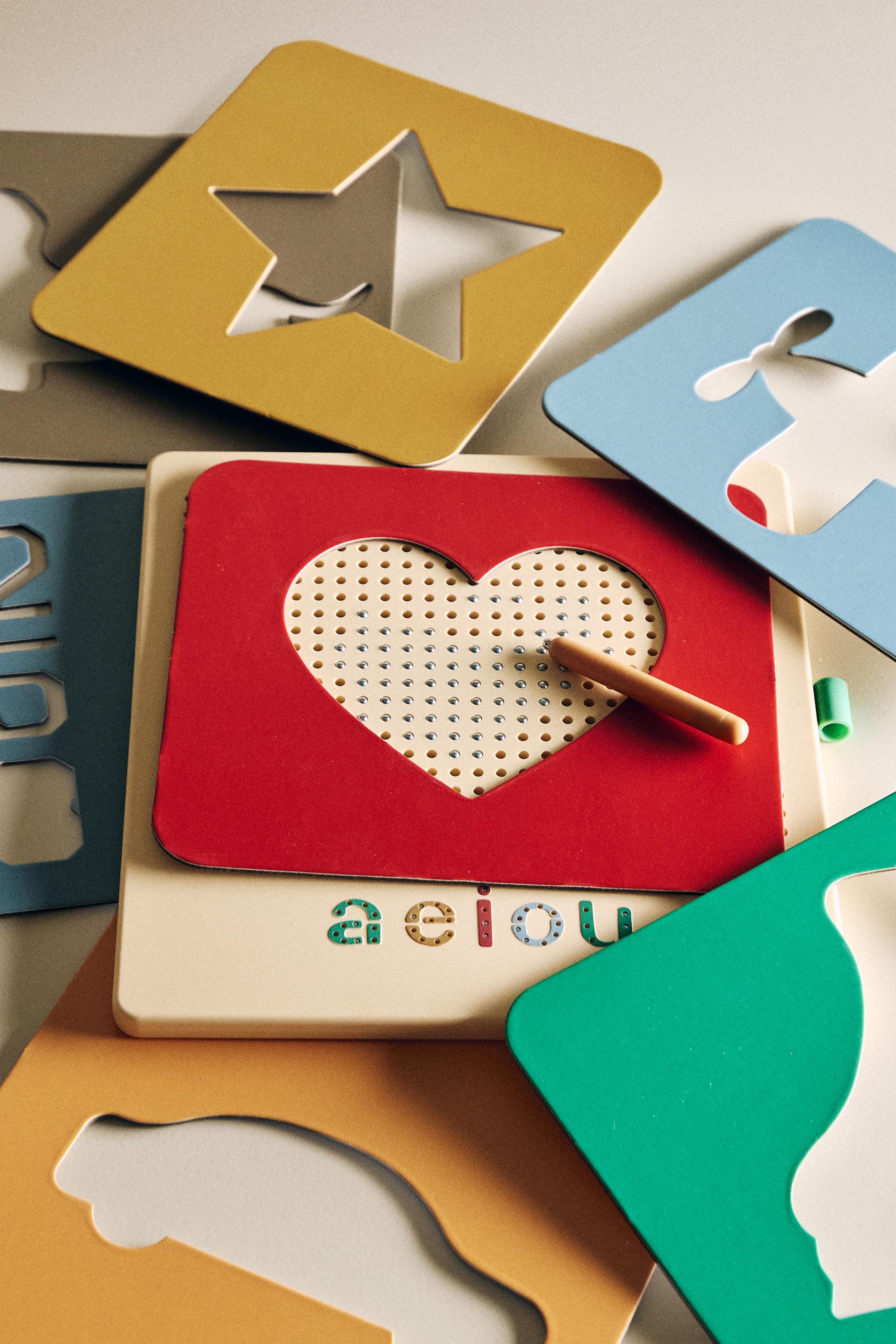 Zara KIDS' MAGNETIC SLATE TOY — фото 6