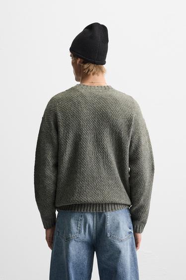 PULL STRUCTURÉ À TORSADES - Vert gris de Zara - Image 2