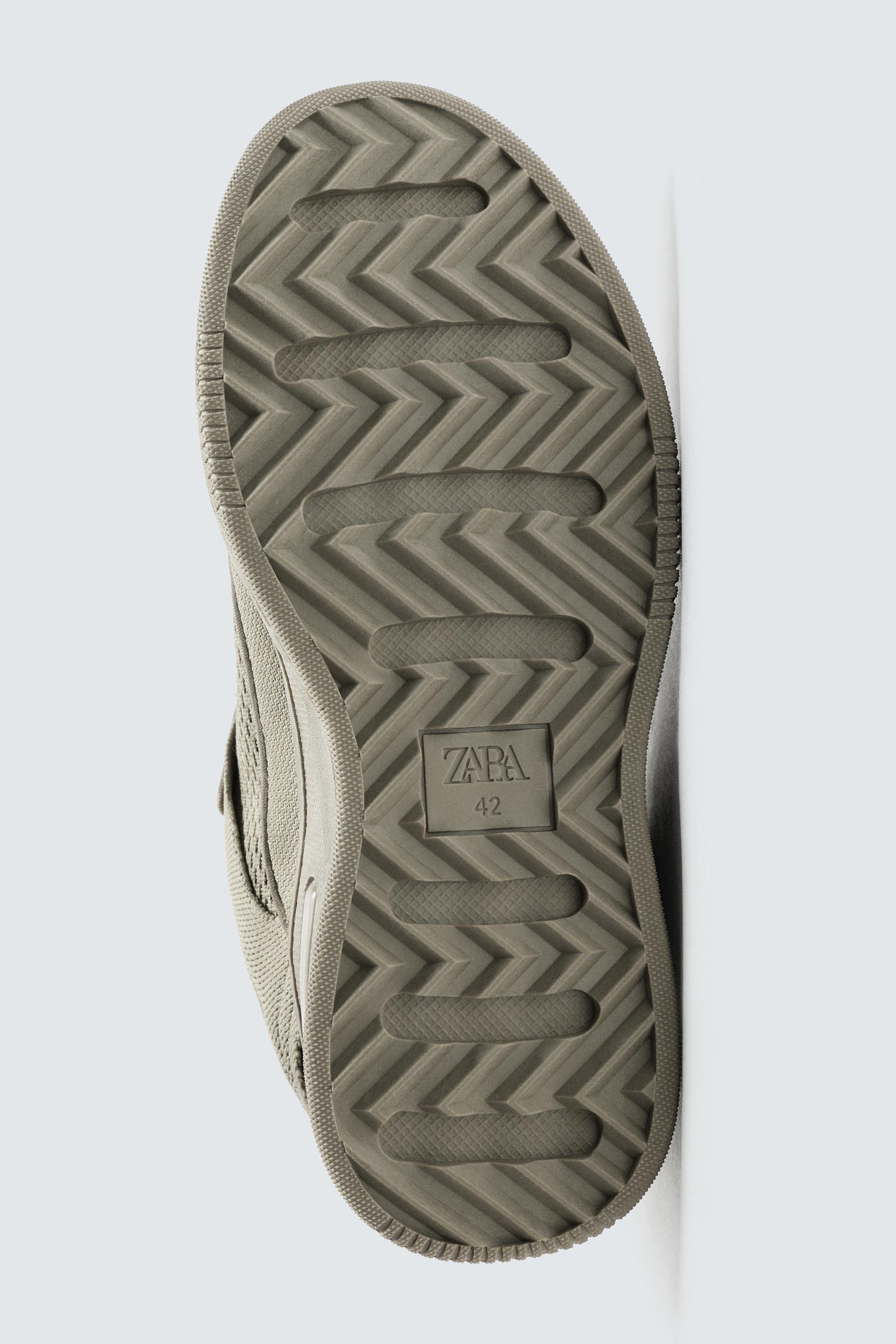 ユーズド加工チャンキースニーカー - ボーンホワイト | ZARA