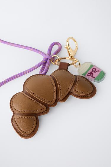 CROISSANT AND CUP KEY RING - Brown by Zara