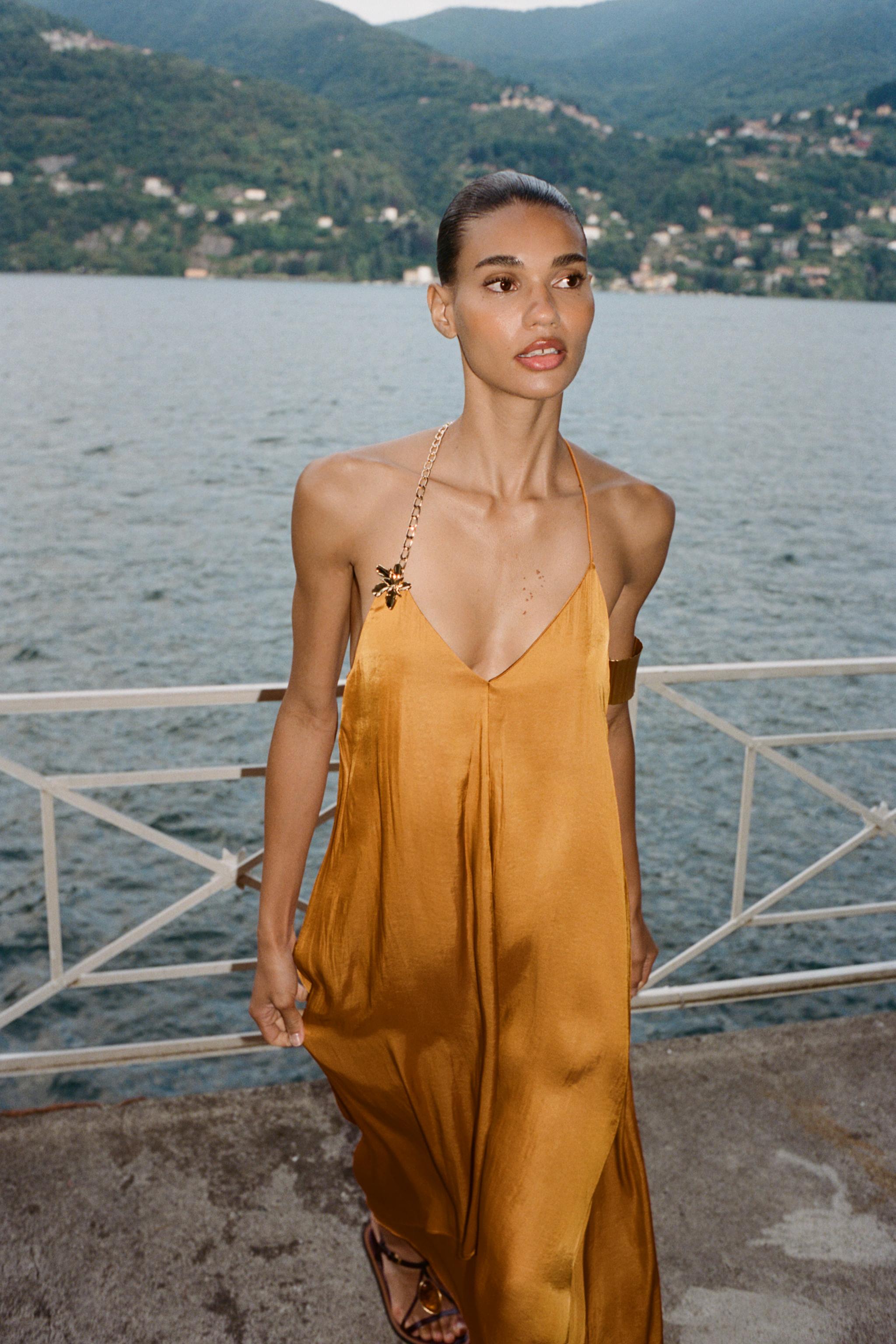 スペイン発送 ZARA フリルネックライン流れるようなミディドレス org.jpg