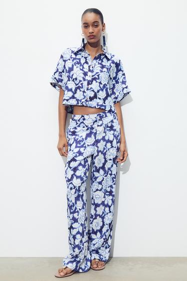 KURZES HEMD MIT BLUMENPRINT - Weiß / Blau von Zara - Bild 0