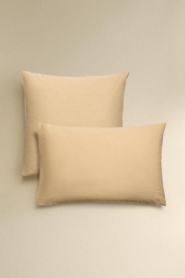 TAIE D’OREILLER COTON TEXTURÉ - Beige clair de Zara