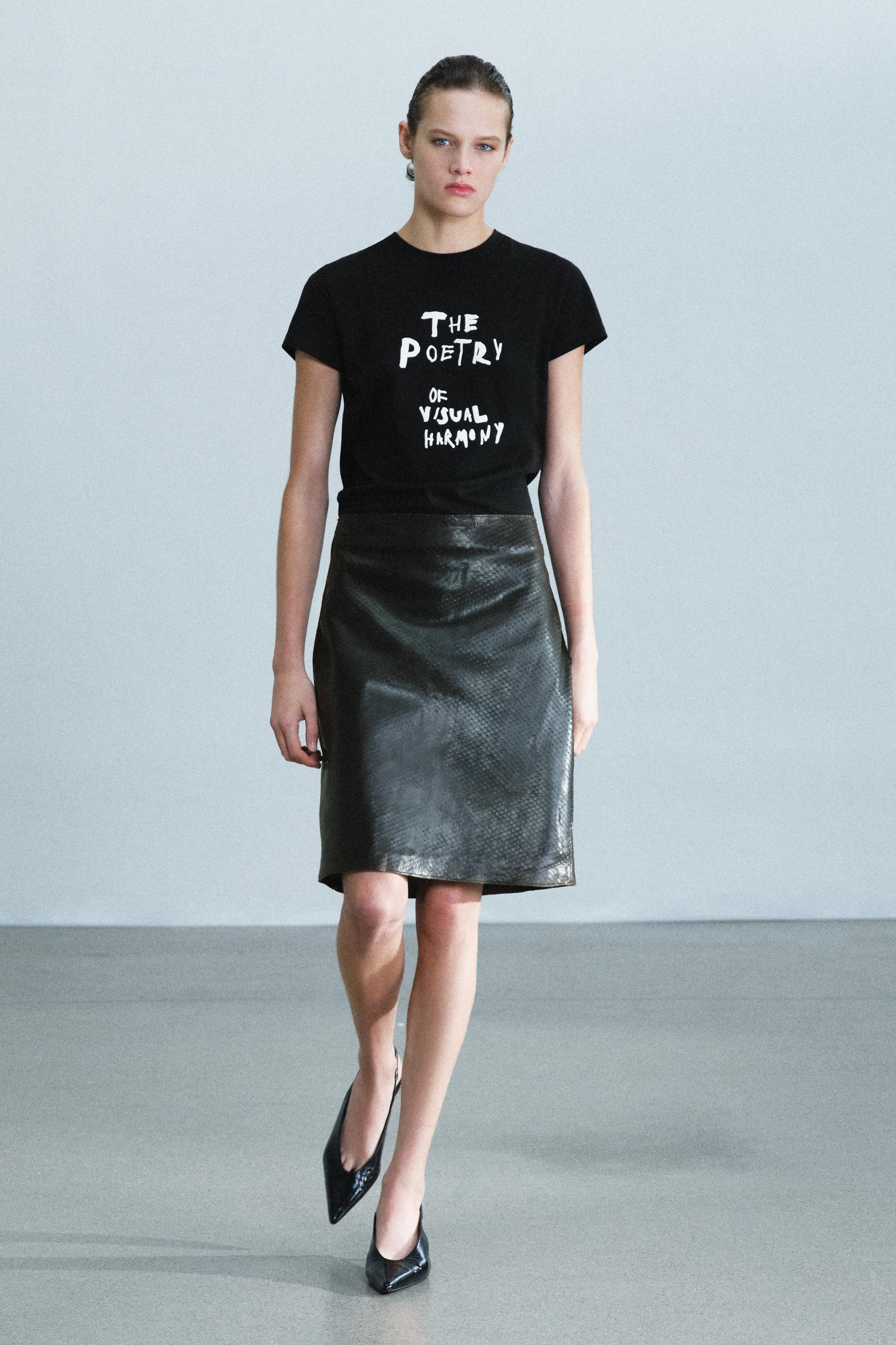 TEXT T-SHIRT