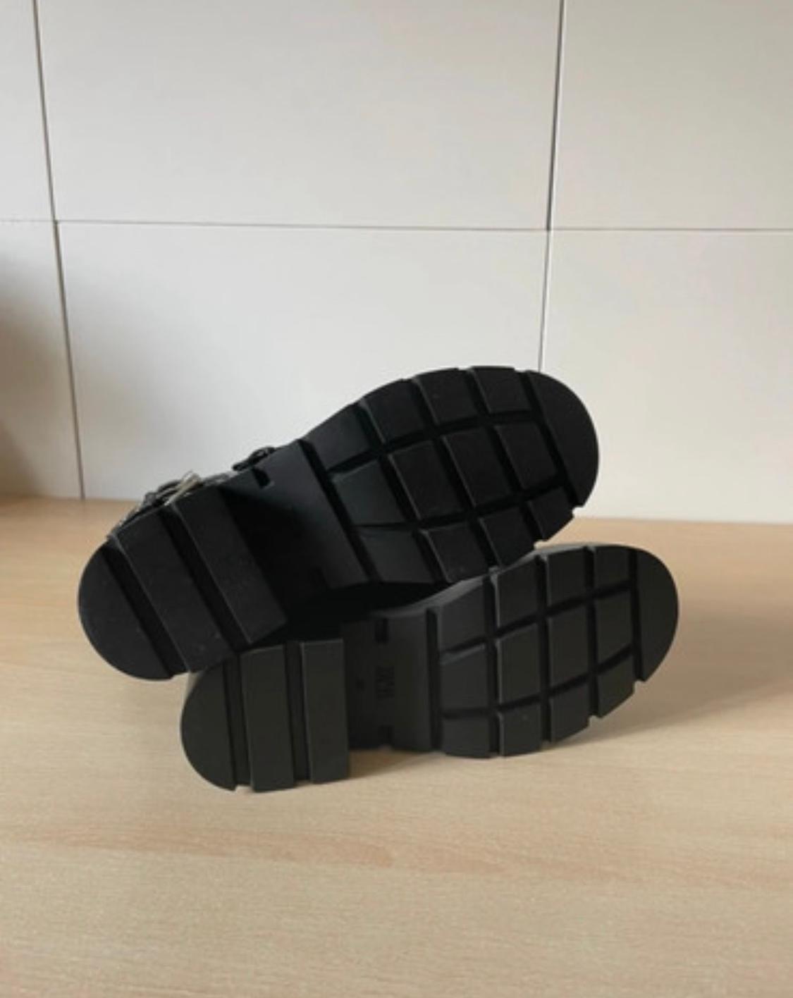 FLAT BIKER ANKLE BOOTS WITH BUCKLES - Image 3