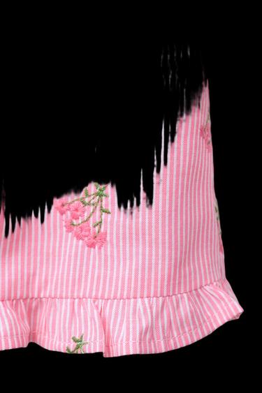 BERMUDA RAYAS FLORES BORDADAS - Rosa de Zara