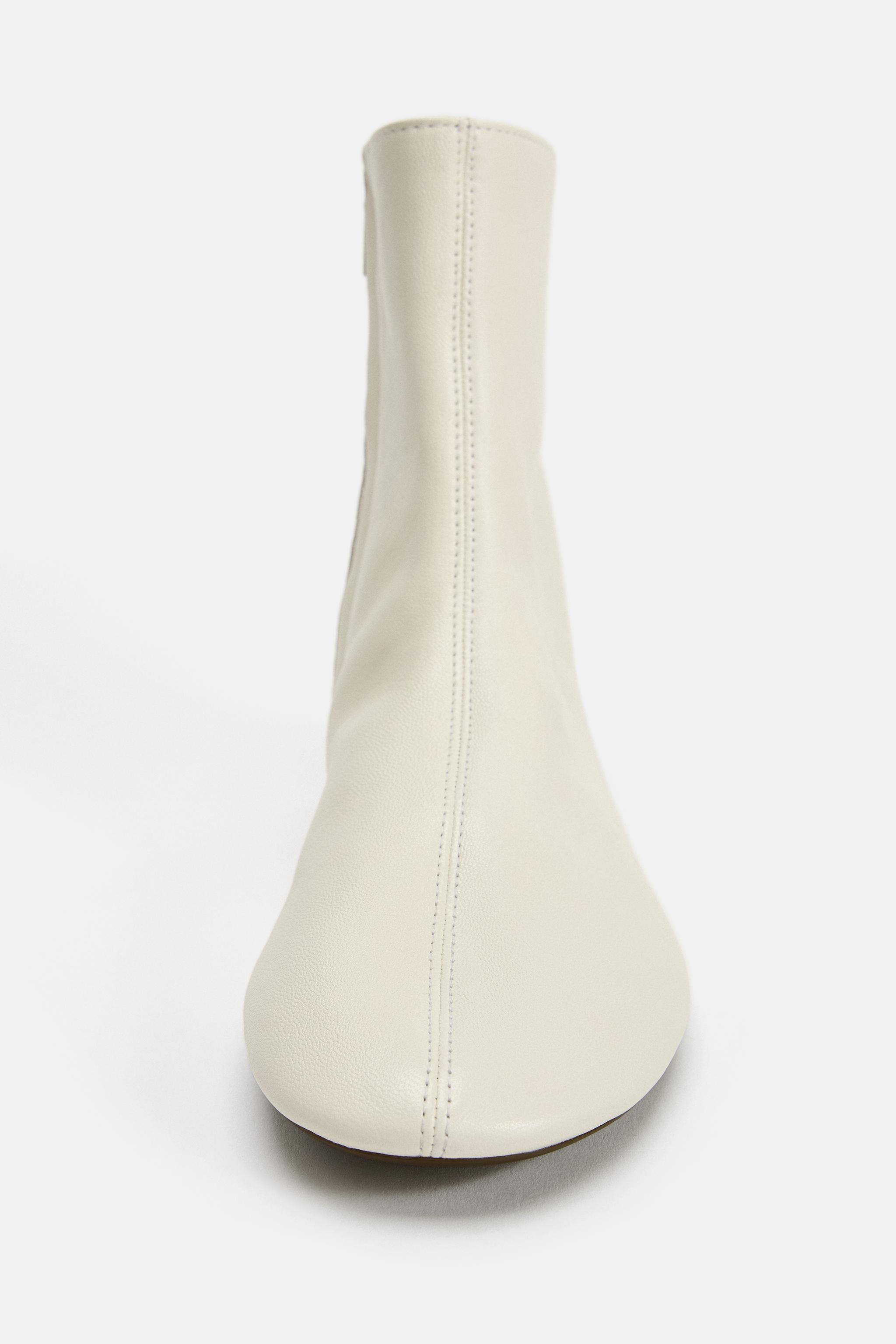 SOFT LEATHER FLAT ANKLE BOOTS
