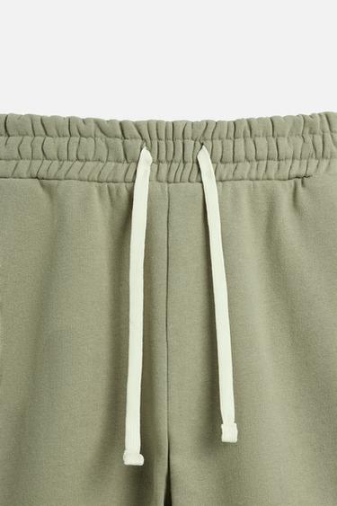 OVERSIZED FIT JOGGER BERMUDA SHORTS - Dark khaki by Zara - Image 7