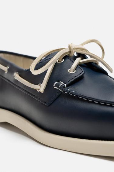 CHAUSSURES BATEAU EN CUIR - Bleu de Zara - Image 5