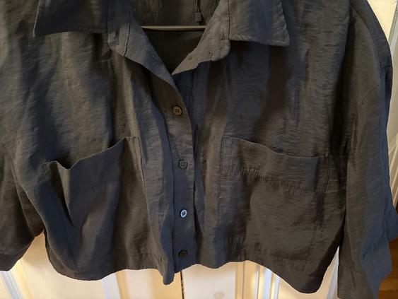 FLOWY SHIRT WITH POCKETS - Image 2