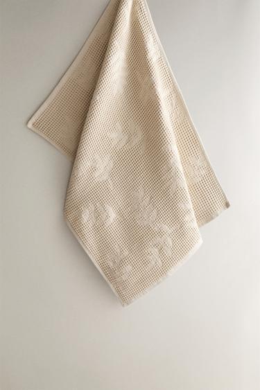 WAFFLE-KNIT TEA TOWEL - Light beige by Zara