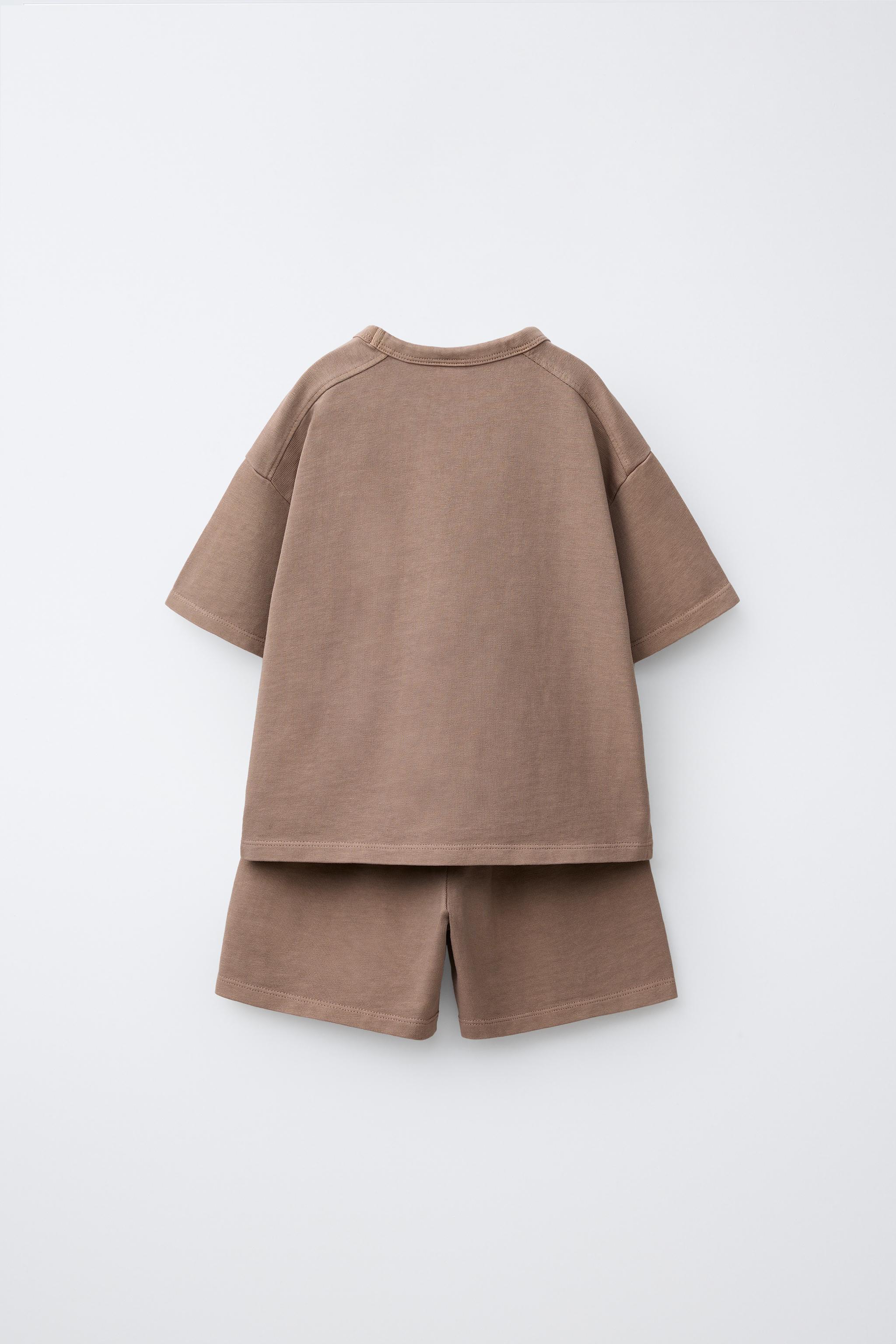 PLAIN JOGGING T-SHIRT AND SHORTS SET